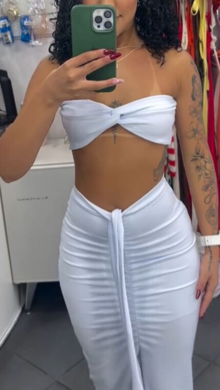 Conjunto Hilary